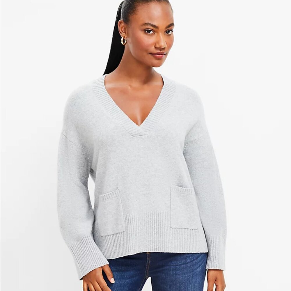 LOFT - V-Neck Pocket Sweater Light Gray - NWT)